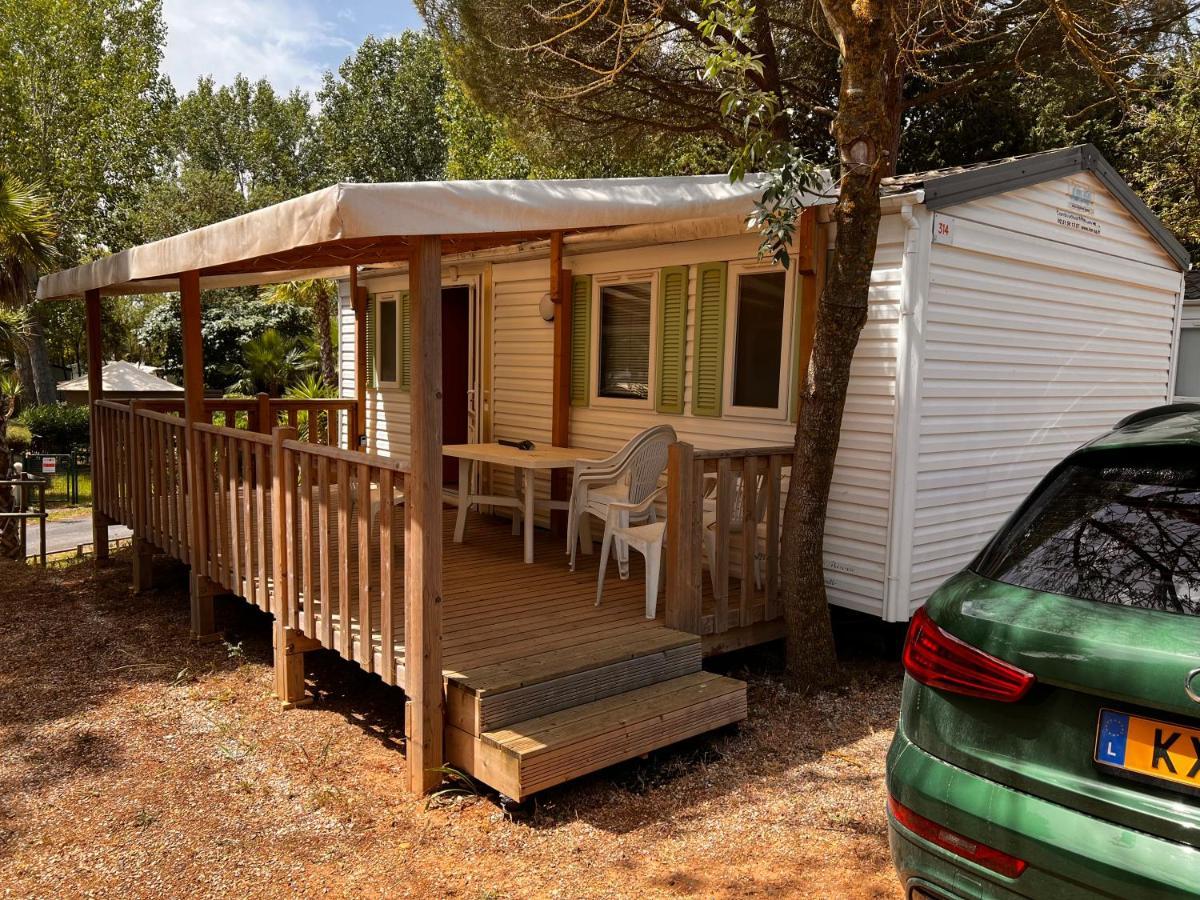 Camping Parc Les 7 Fonts Agde Exterior photo